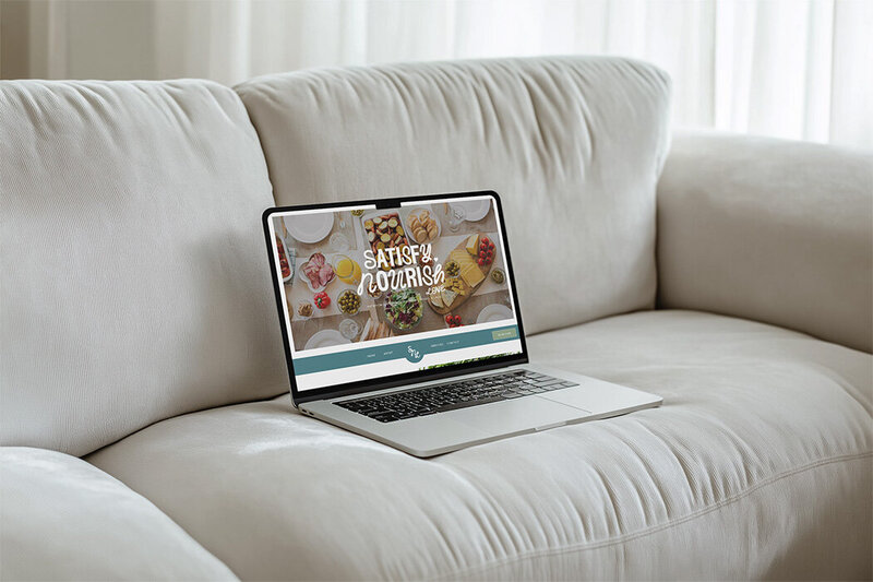 Modernly designed website showcasing nutritionist services with a clean and inviting layout.