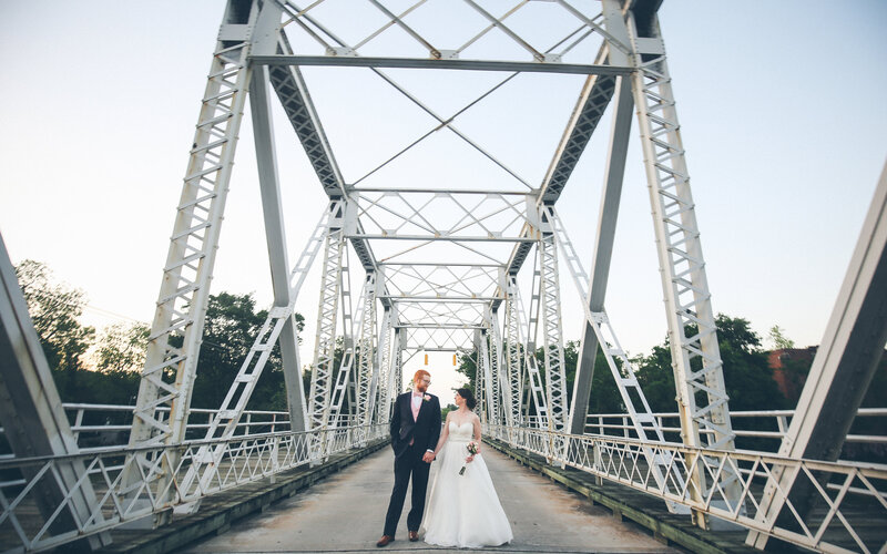 Light Shifter Studios photographs a Wedding in downtown Wilmington, NC. 