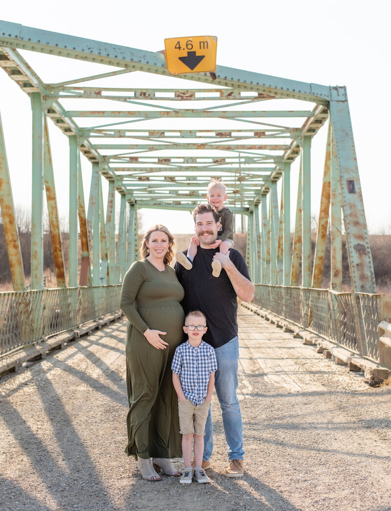 Sylan lake- maternity photographer 1