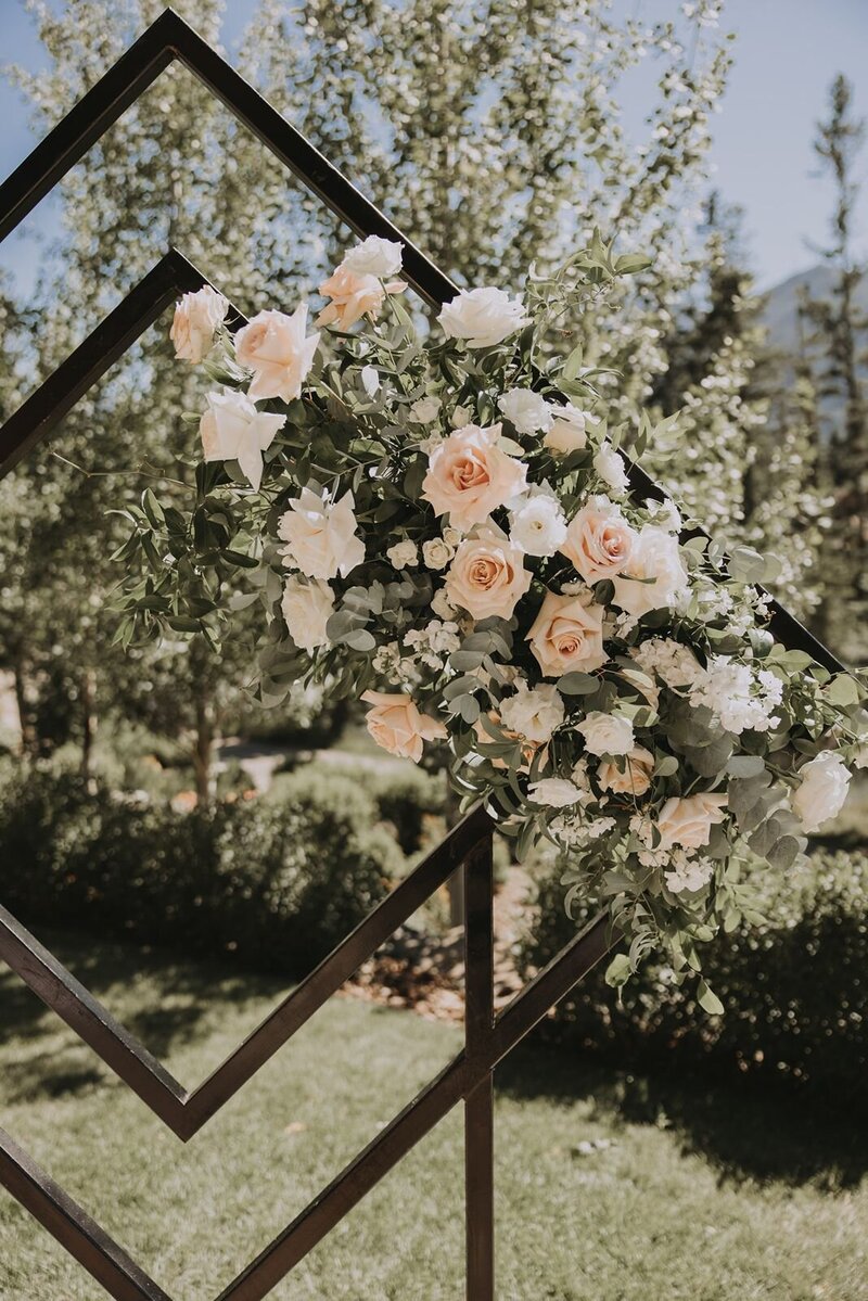 canmore-wedding-at-the-malcolm-hotel-18
