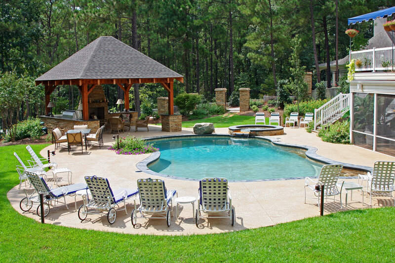 swimming pool installers near me