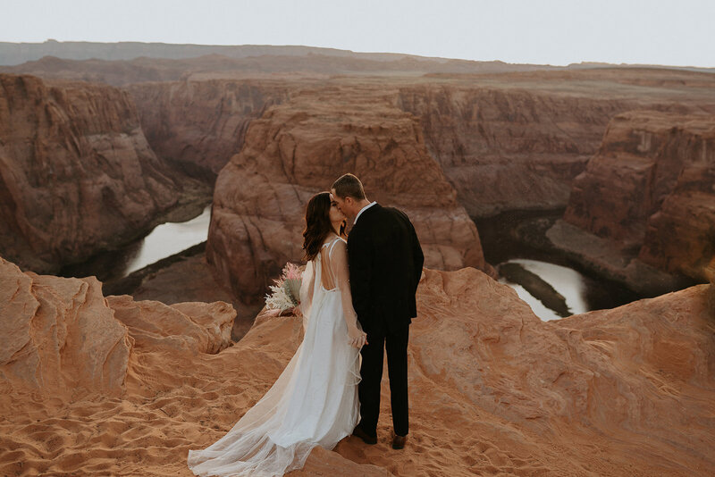 Horseshoe Bend Elopement