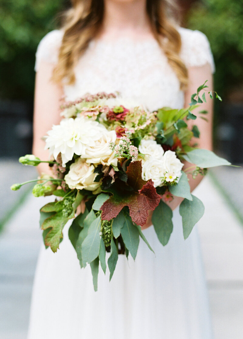 Burgandy and white fall wedding bouquet