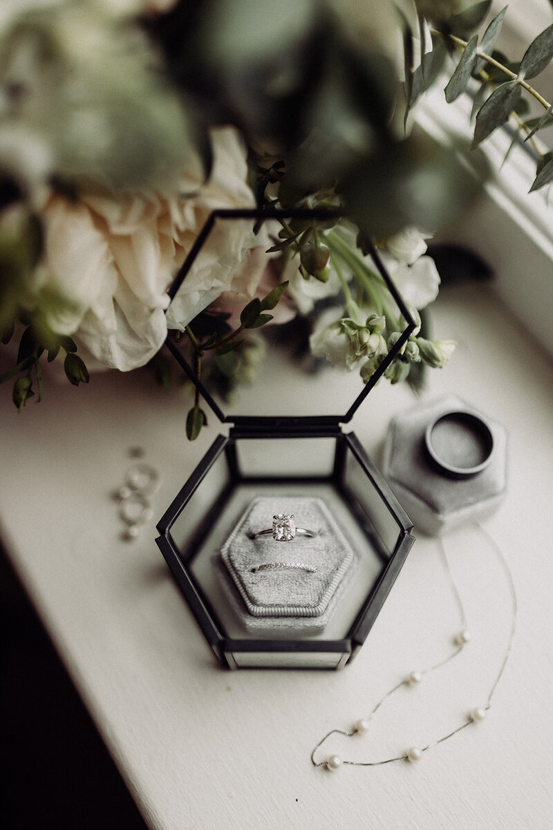 Warehouse 109 Illinois Wedding Photographer