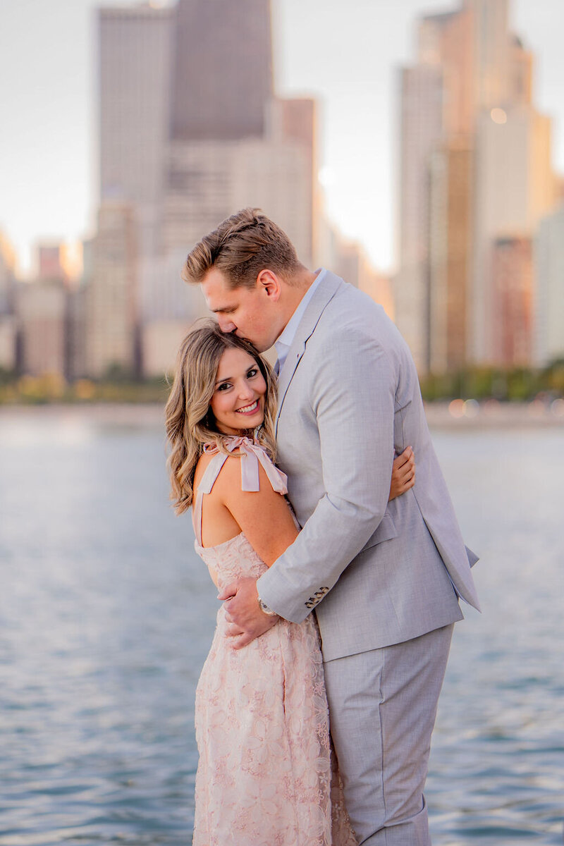 north-avenue-pier-engagement-session (39)