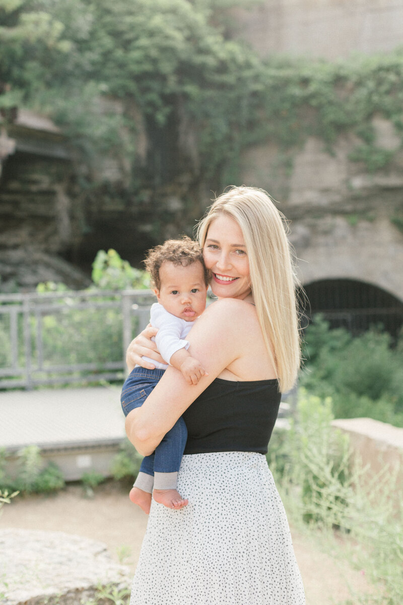 Lyndsey_Rose_Photography_Minnesota_Motherhood_Seniors_Family_Newborn_Photographer_Carr_Family-12