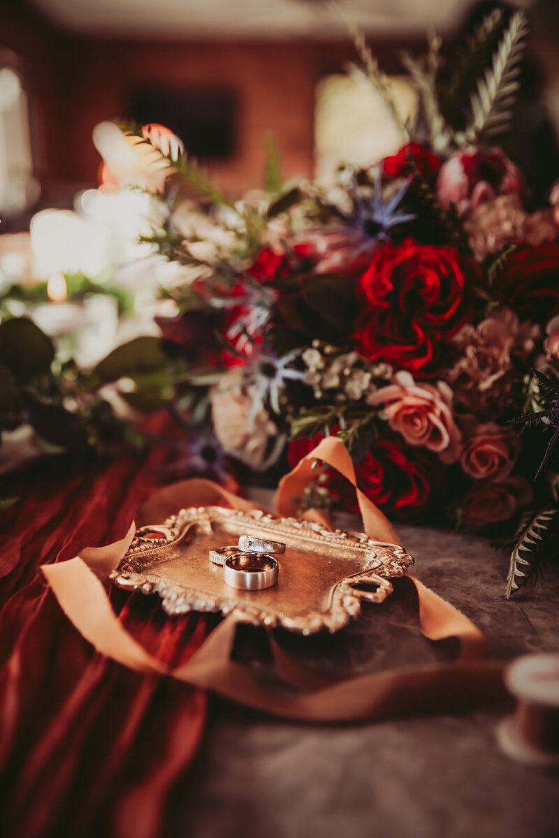 classic white rose bouquet