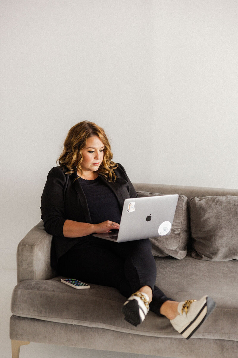 Planner working remotely on a wedding design, reflecting the approachable and professional service of The Eventful Gals team.