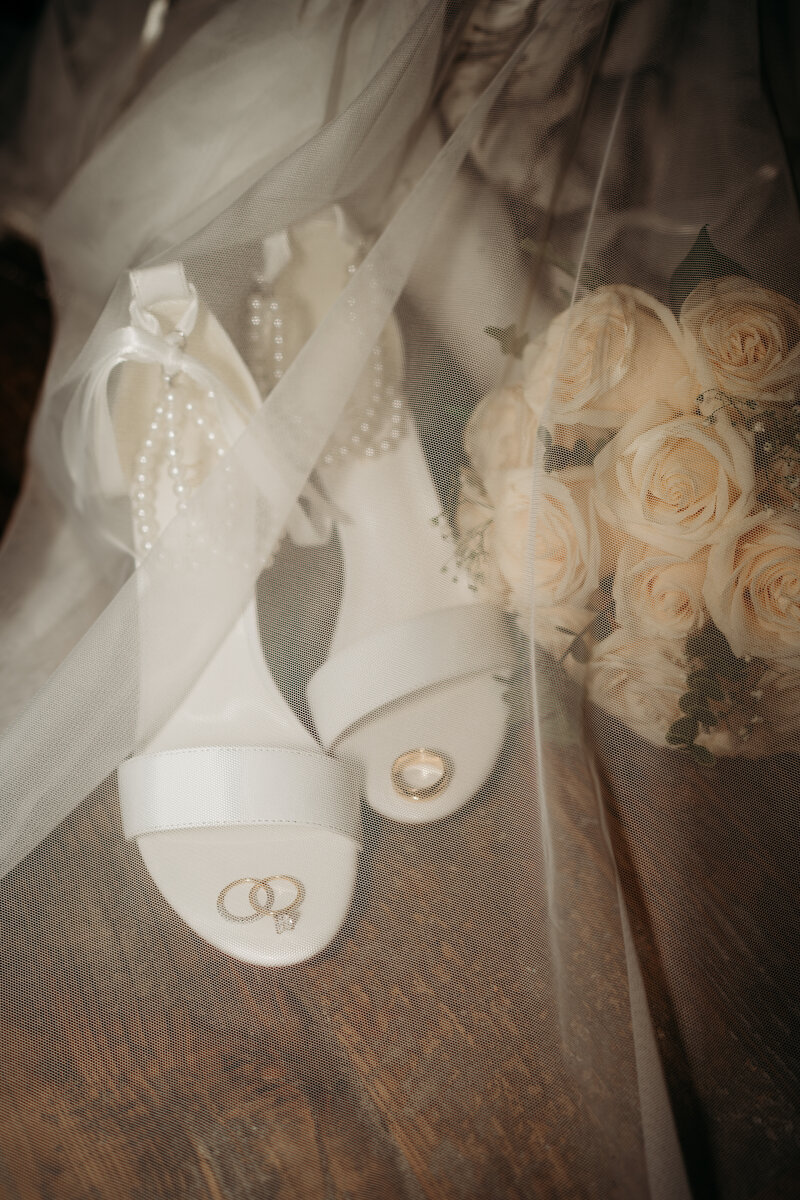 destin-beach-wedding-detail-flatlay