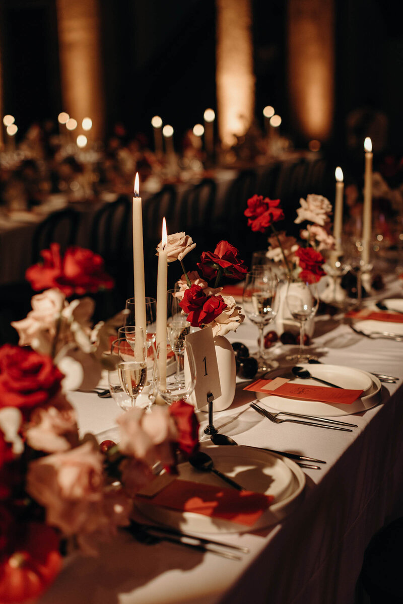 Red candlelit tablescape for a wedding in Mexico City