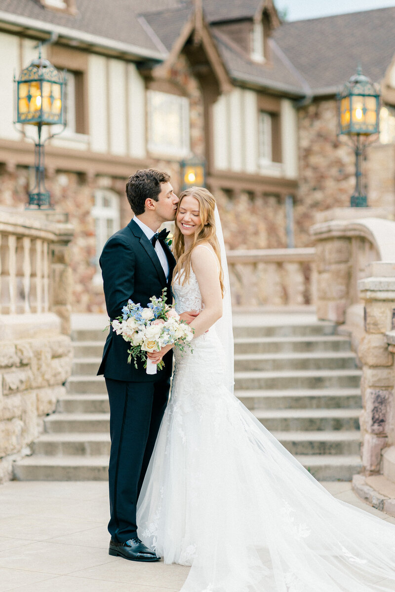 Highlands-Ranch-Mansion-Wedding-Photographer-25