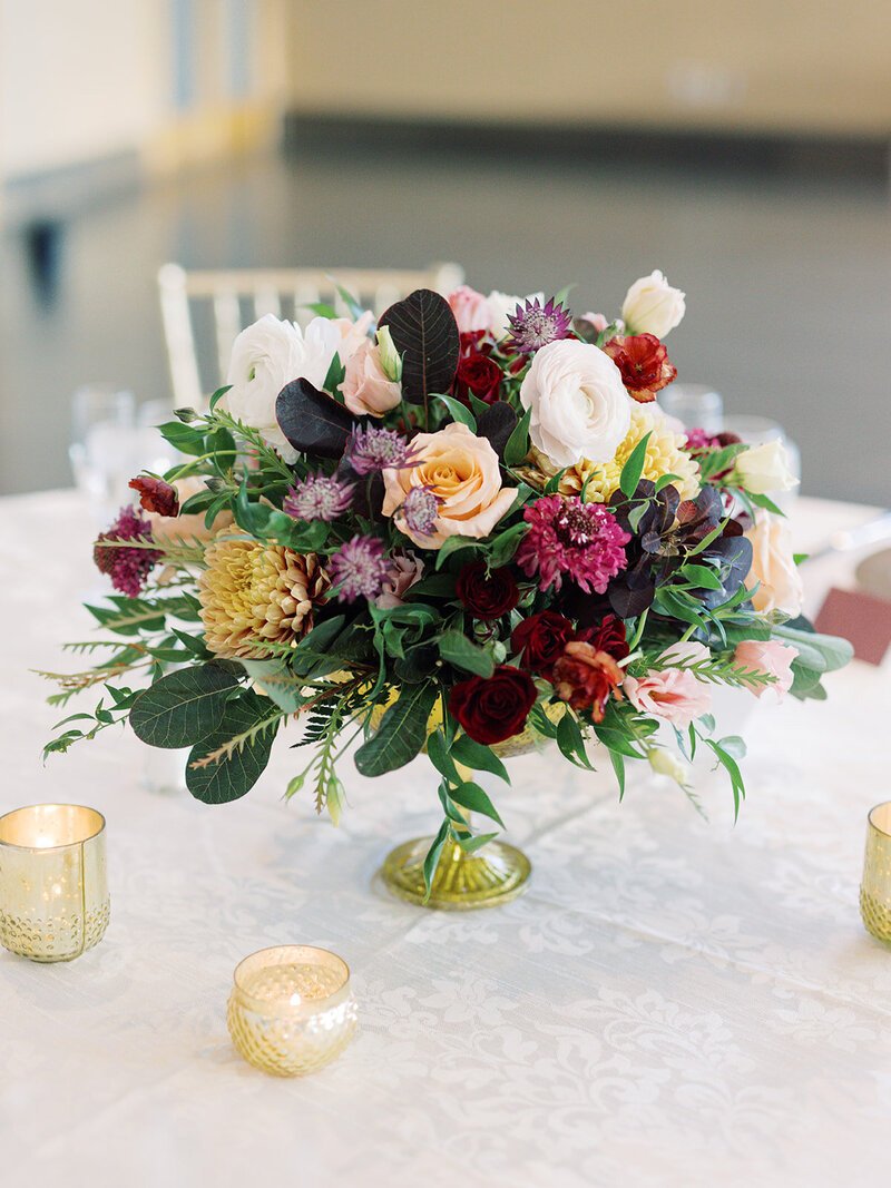 Floral arrangement- Bodamaestra Virginia Wedding Planner