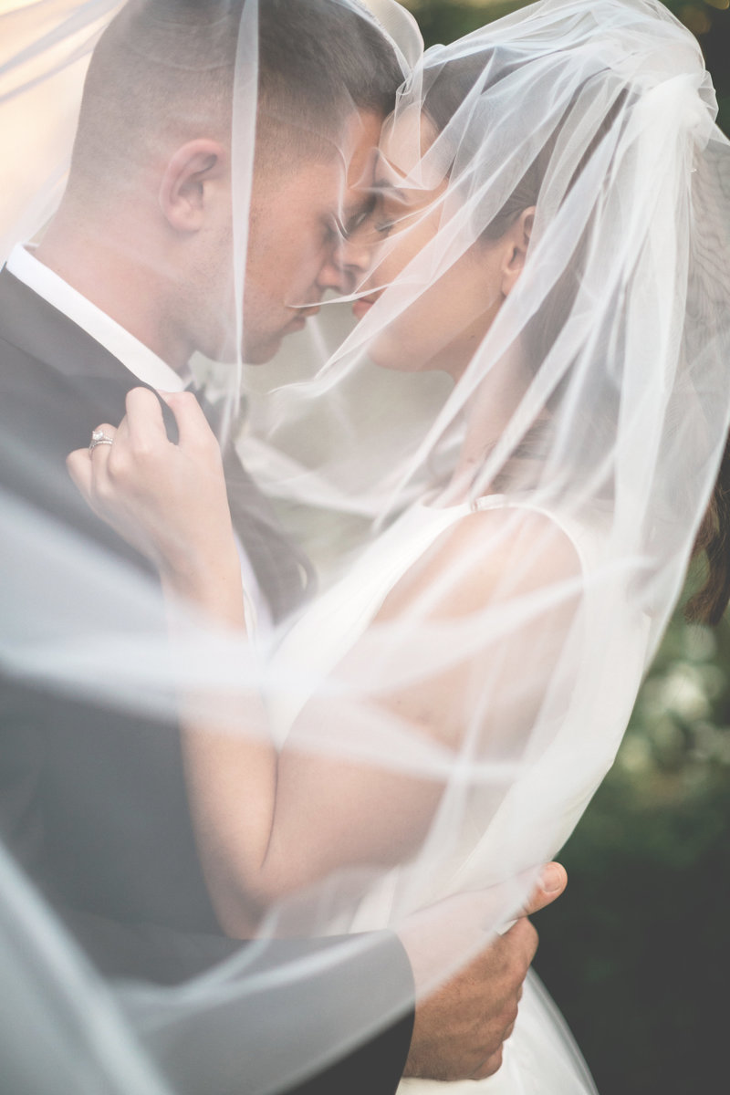 Olga&Paul-SunsetGardenPortraits-PredestinedinLove(191of560)-1