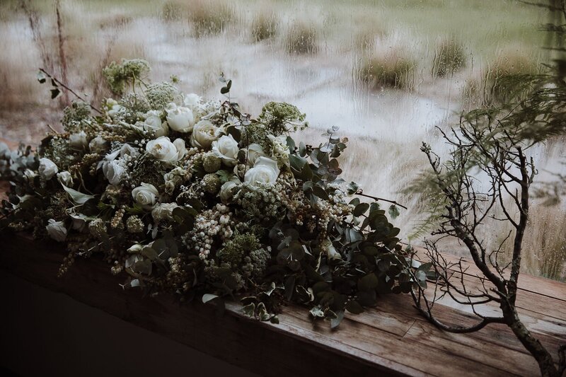 Tinkersfield-Lake-Crackenback-snowymountains-wedding.jpg (56)