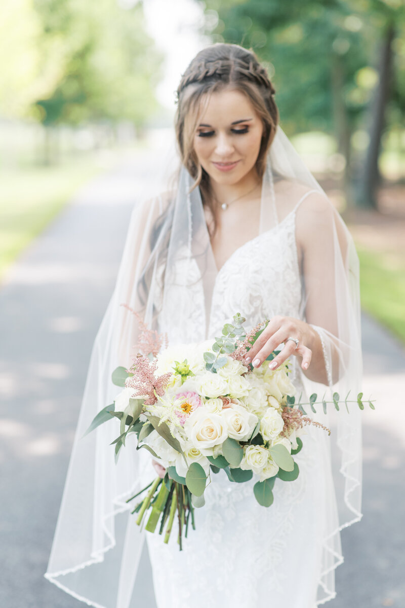 sarah-elizabeth-studio-ohio-wedding-photographer-jacob-madison-sneak-peeks-26