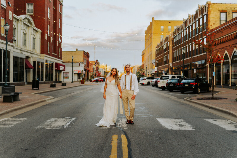 wedding couple in the streets of St. Cloud