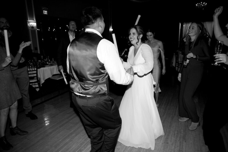 classic-and-documentary-style-wedding-photography-103