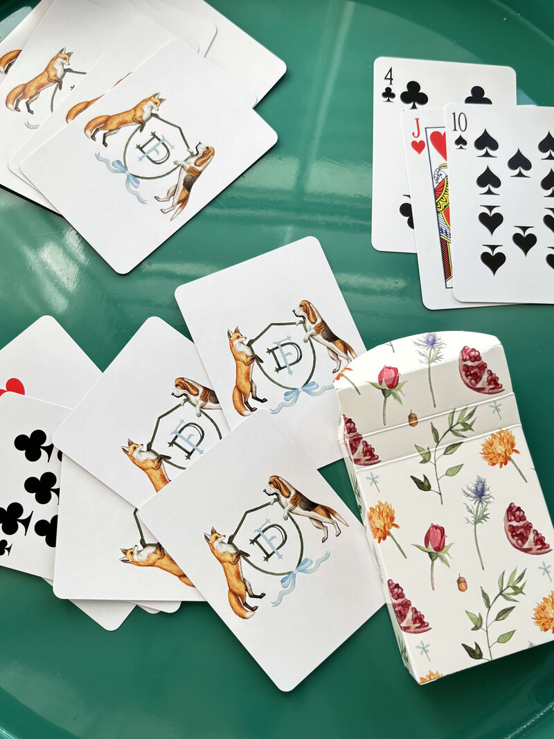 custom-wedding-playing-cards-favors
