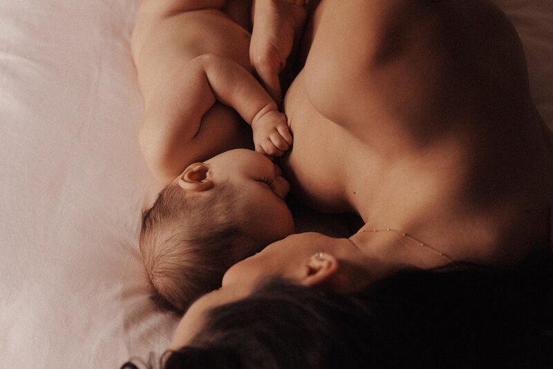 Breastfeeding Photography lifestyle portrait session
