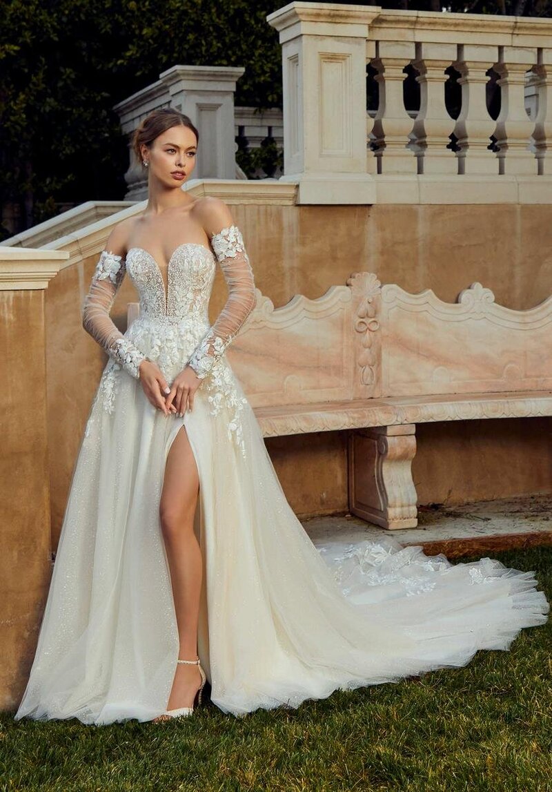 MORI LEE RAPHAELA