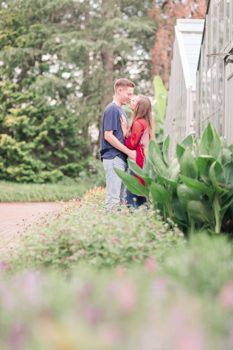 Jennifer B Photography-Sandhills Gardens-Caleb & Laura-Engagement Session-2019-0214