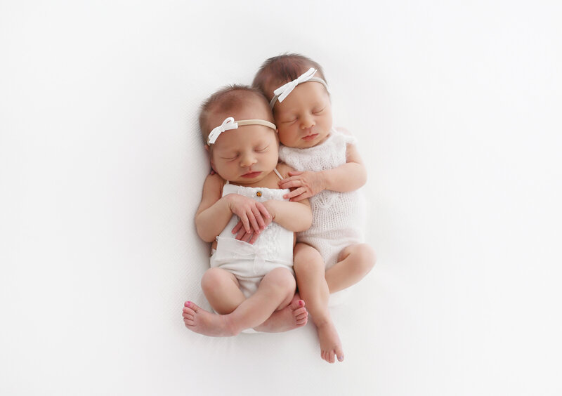 st-louis-twin-newborn-photo