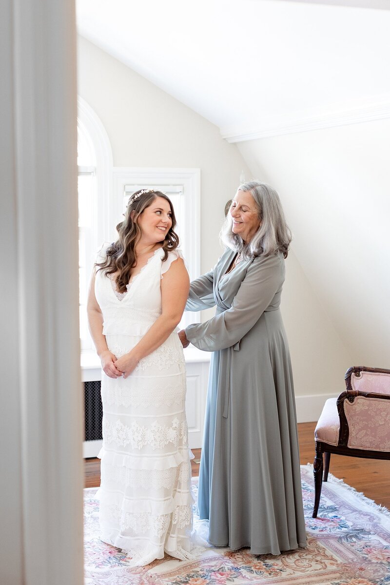 Kelley and Patrick - getting ready -15