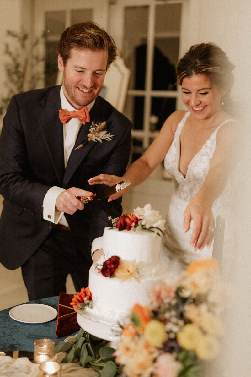 Etre farms Michigan wedding venue saint joseph st luxury barn all inclusive photography photographer -90