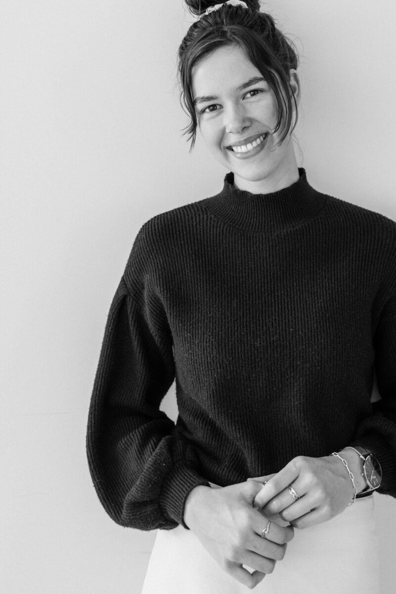 Hi, mijn naam is Marita. 21 lentes jong met een passie voor fotografie, paarden en interieur.