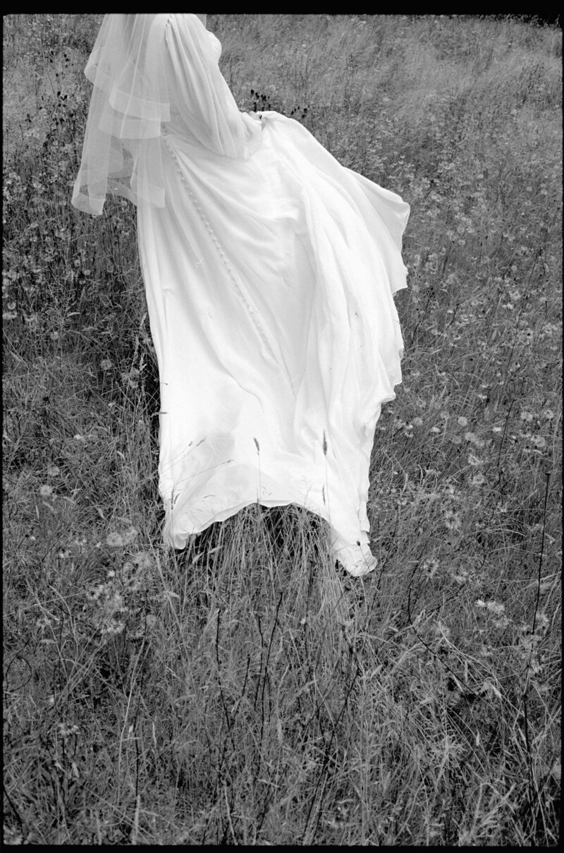 Bride veil Wedding photo film candid documentary portland oregon seattle california 