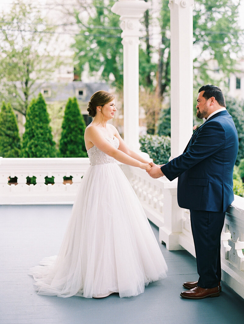 32-ally-bobby-photography-fine-art-wedding-merrimon-wynne