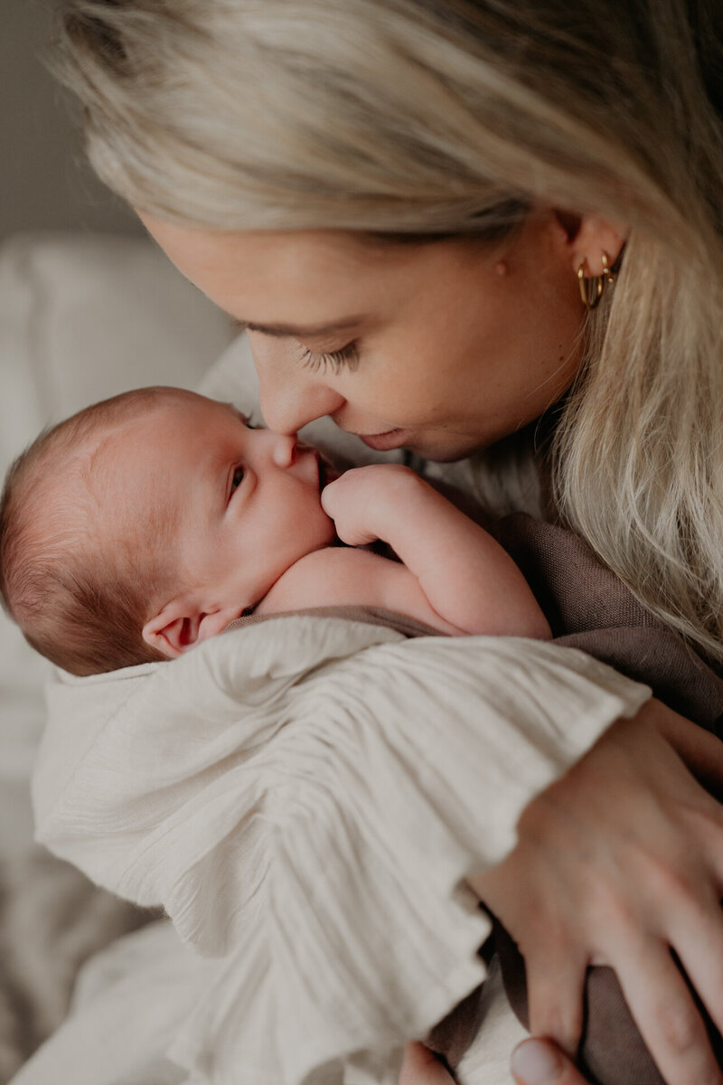 231115 Newbornshoot Laura DSC06130 46