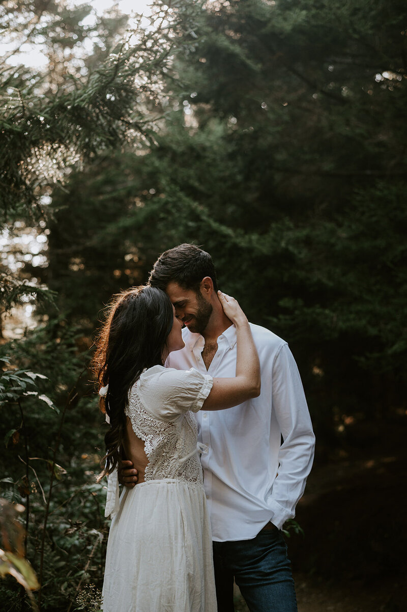 Black-Balsam-Knob-Engagement-Session-Erin-Jon-7