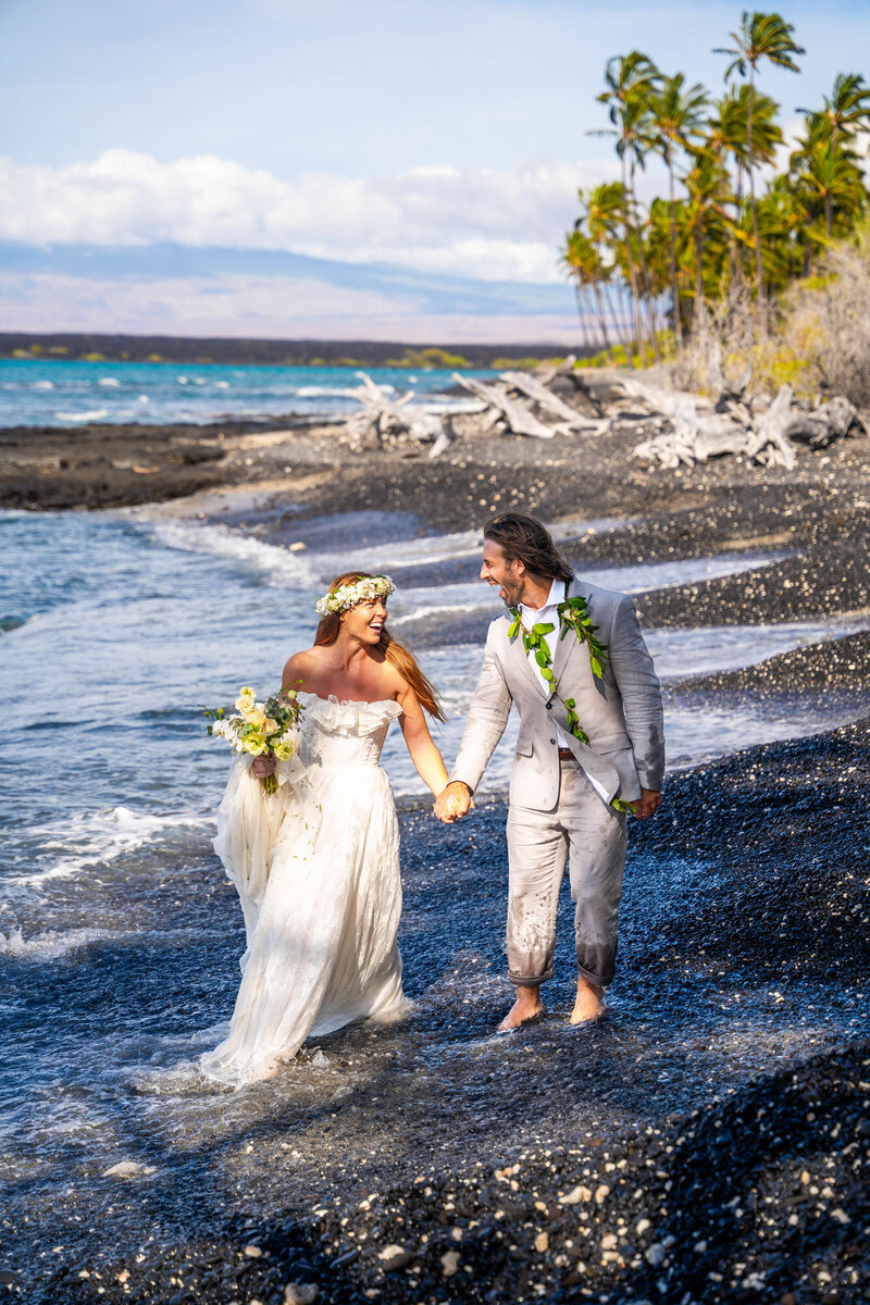 multi purpose bridesmaid dress Sample Pronovias Hawaii Wedding Dress