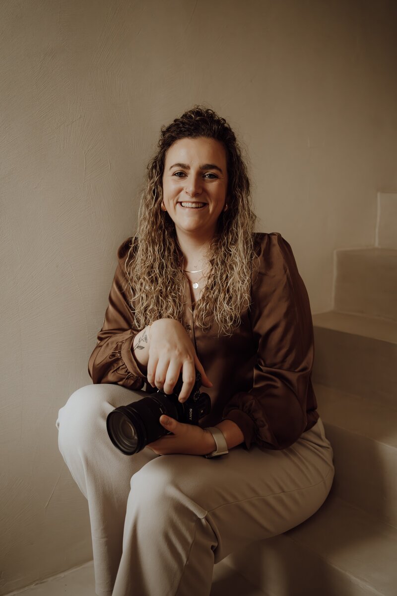 Zwangerschapsfotograaf, newbornfotograaf limburg golden hour 