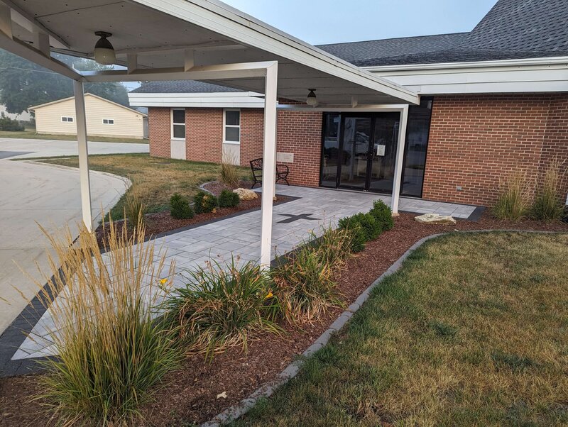 Cedar-Rapids-Manchester-Iowa-Lawn-care-Landscaping-Hardscape-Supreme-Green-_20230909_120507381