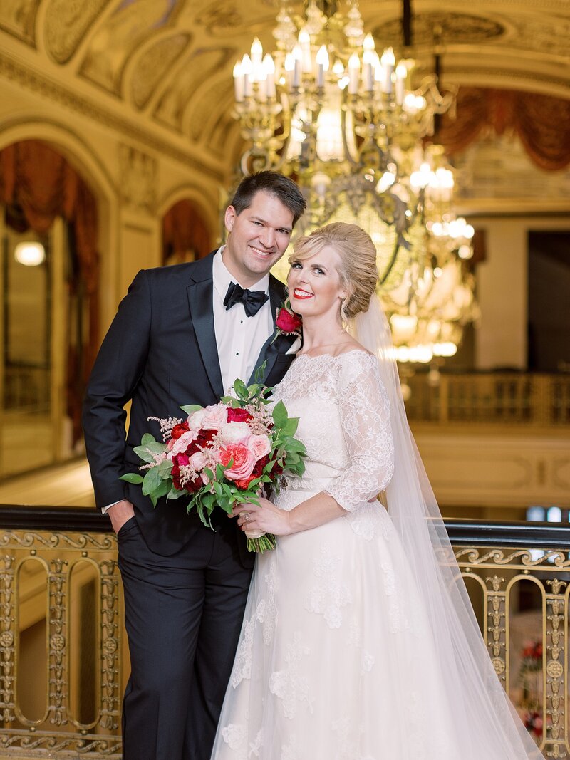 © 2021 Ashley Nicole Creative_Luxury_Photographer_Omaha_Wedding_0011