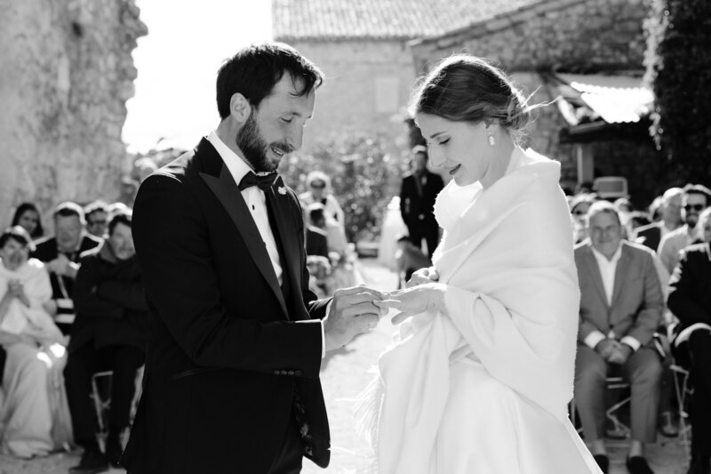 French wedding photographer Domaine de Sarson Grignan-049