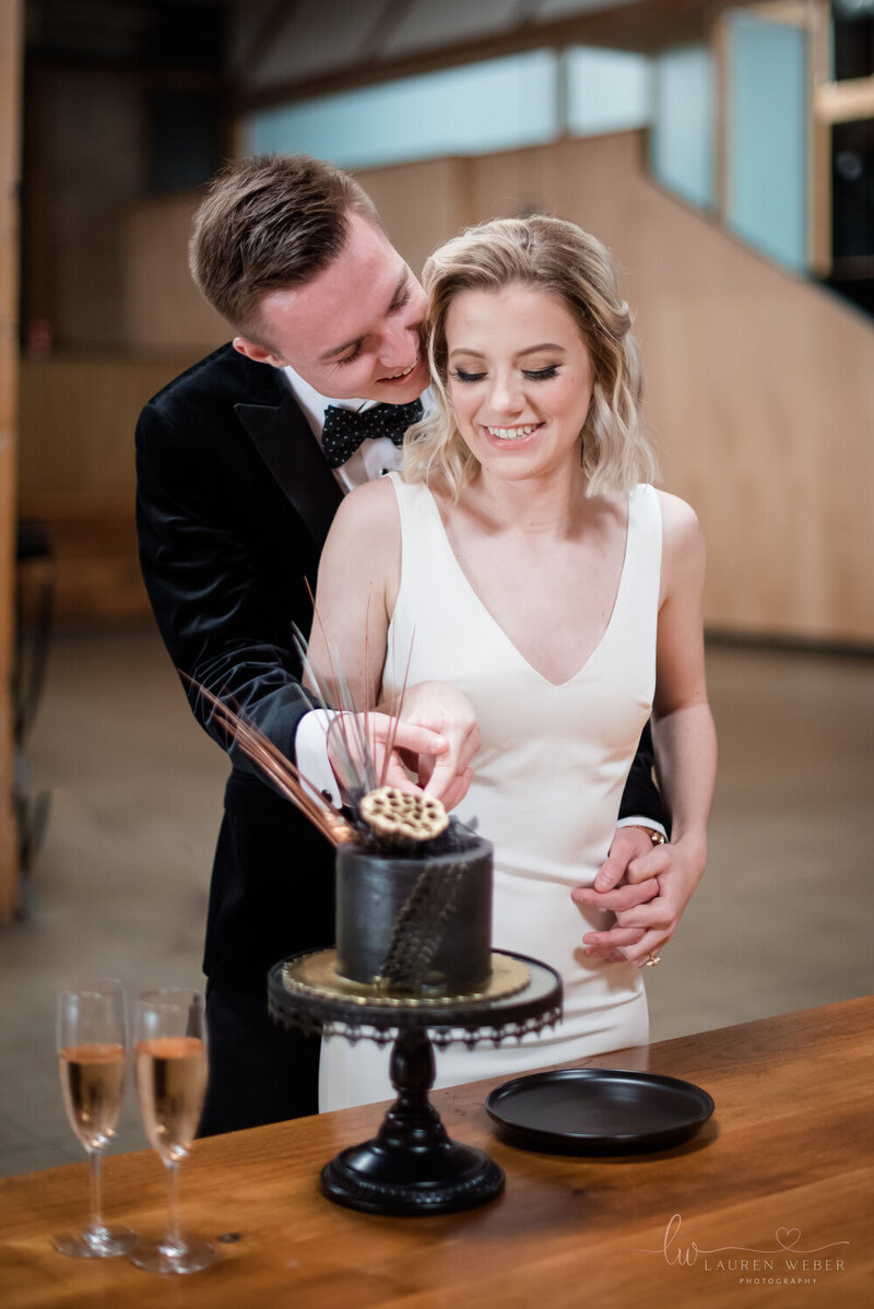Wedding-Day-Cake-Cut-California