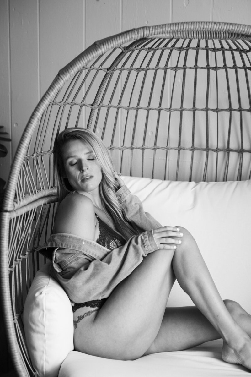 2022 09 111 Boudoir Marketing-26