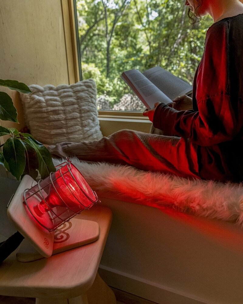 Close-up of Esas Bergamot Beach perfume bottle