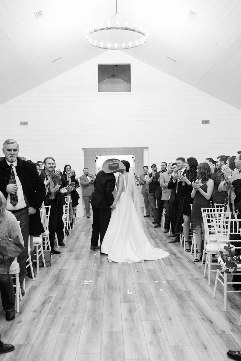 Jessica&RileyWedding-109