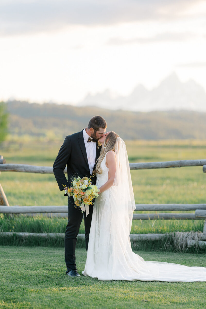 Jackson Hole Wedding - Amanda Shupe Photo-62