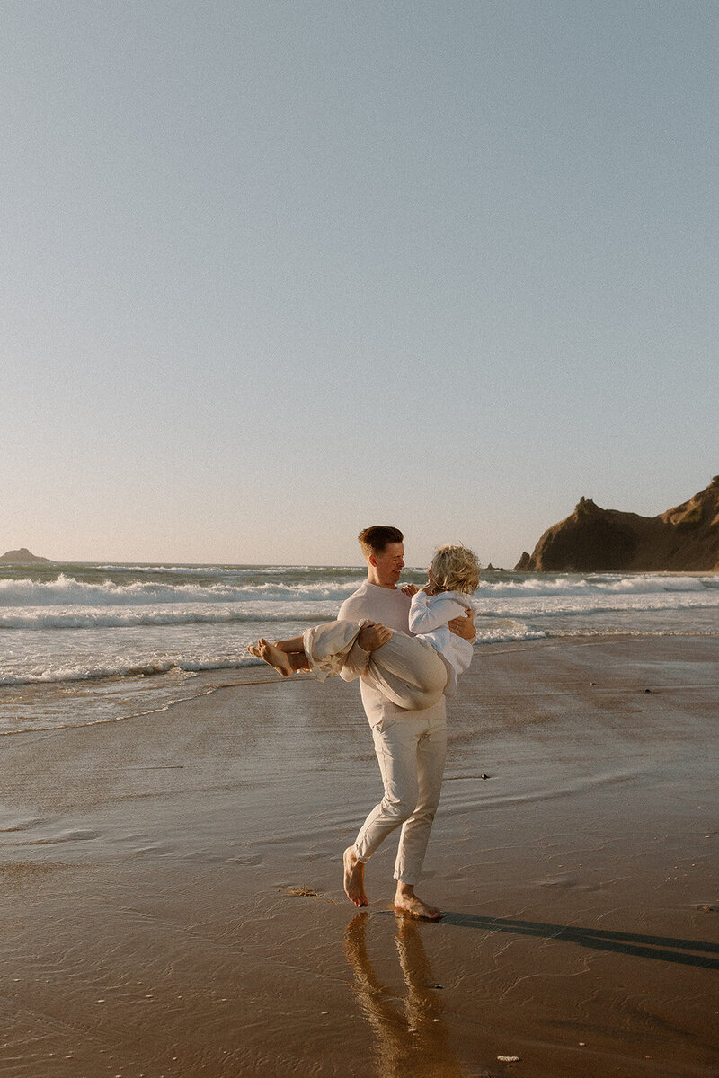 abby-pat-engagement-session-taylorraephotofilm-25