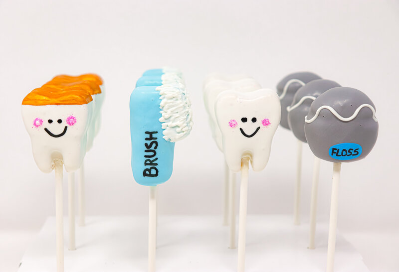bakery - cakes - cake pops -north dakota -246
