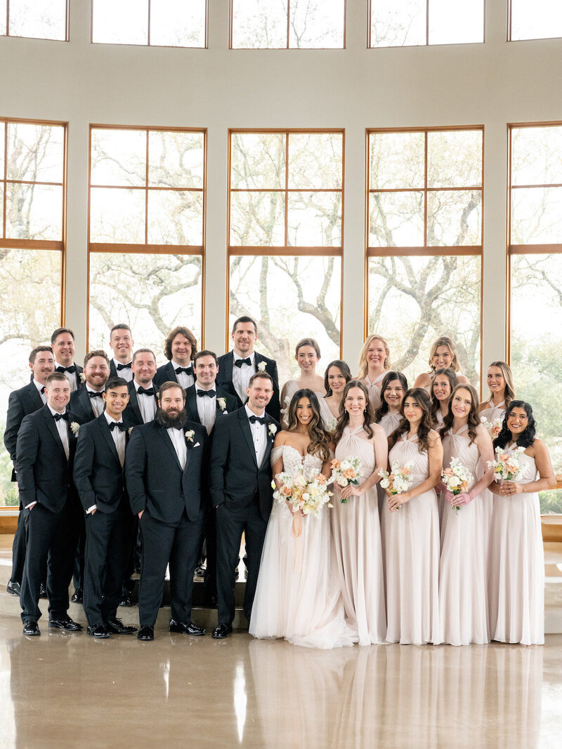 Wedding party photos beneath oak trees at Canyonwood Ridge