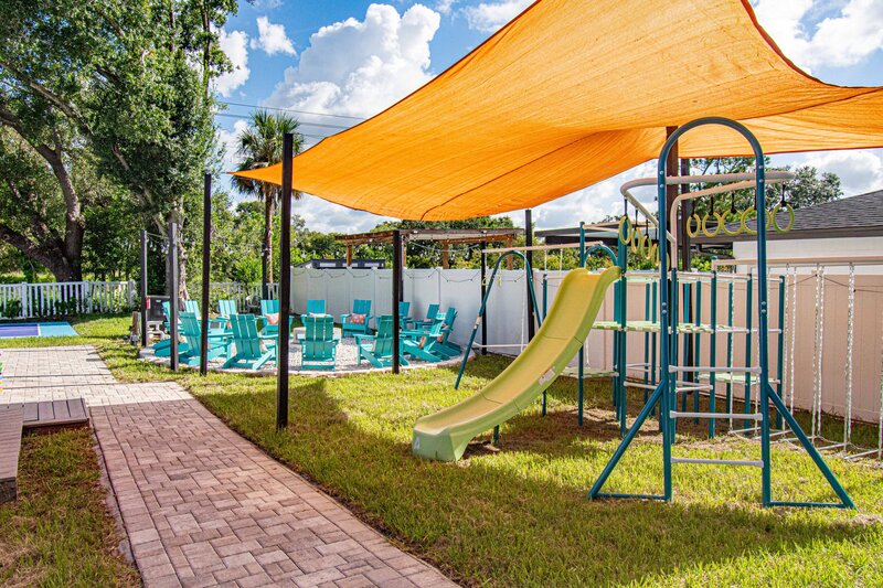 Exterior Playset (1)