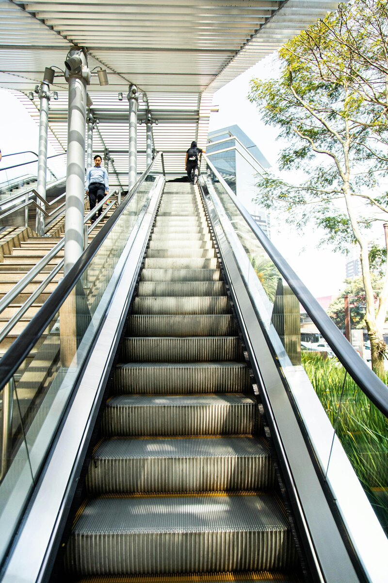Modern Glass & Aluminum Railings in Boca Raton, South Florida