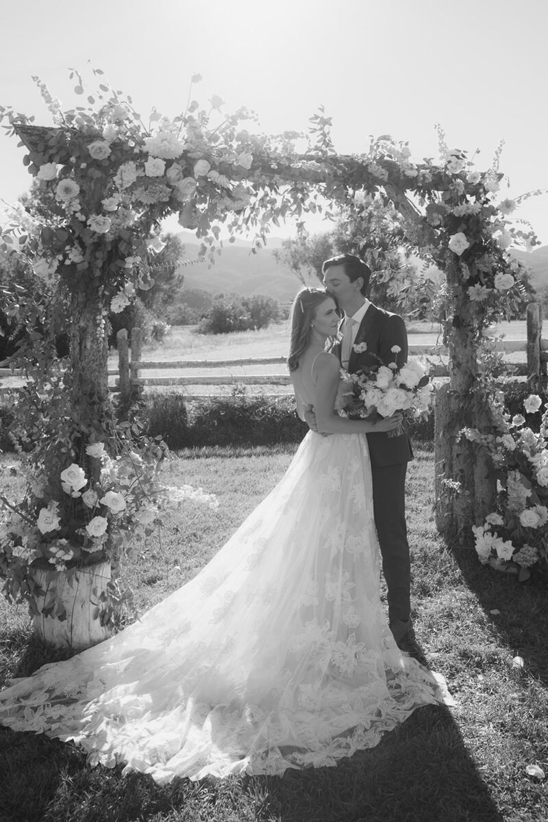 Kate and Cooper Wedding at Howard Creek Farm-5170