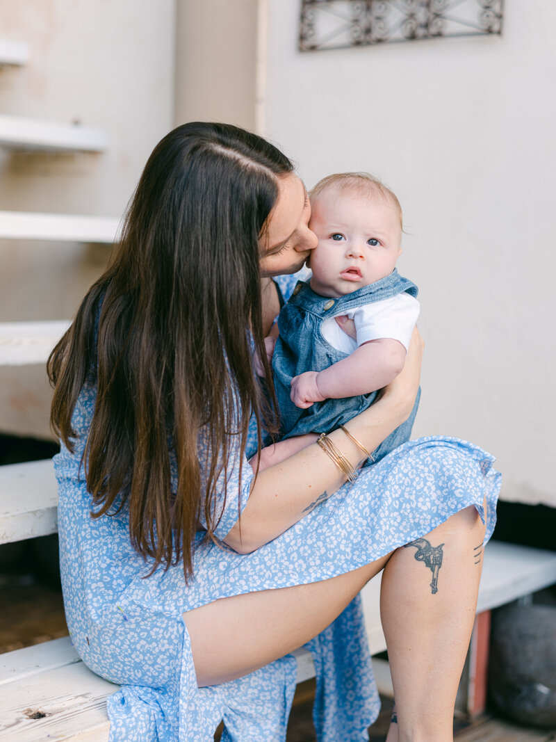 Bebe-3-Mois-avec-maman-seance-photo-portraits-jardin